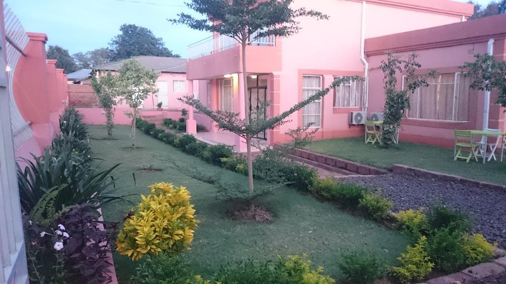 Lepatino Bed & Breakfast Livingstone Extérieur photo
