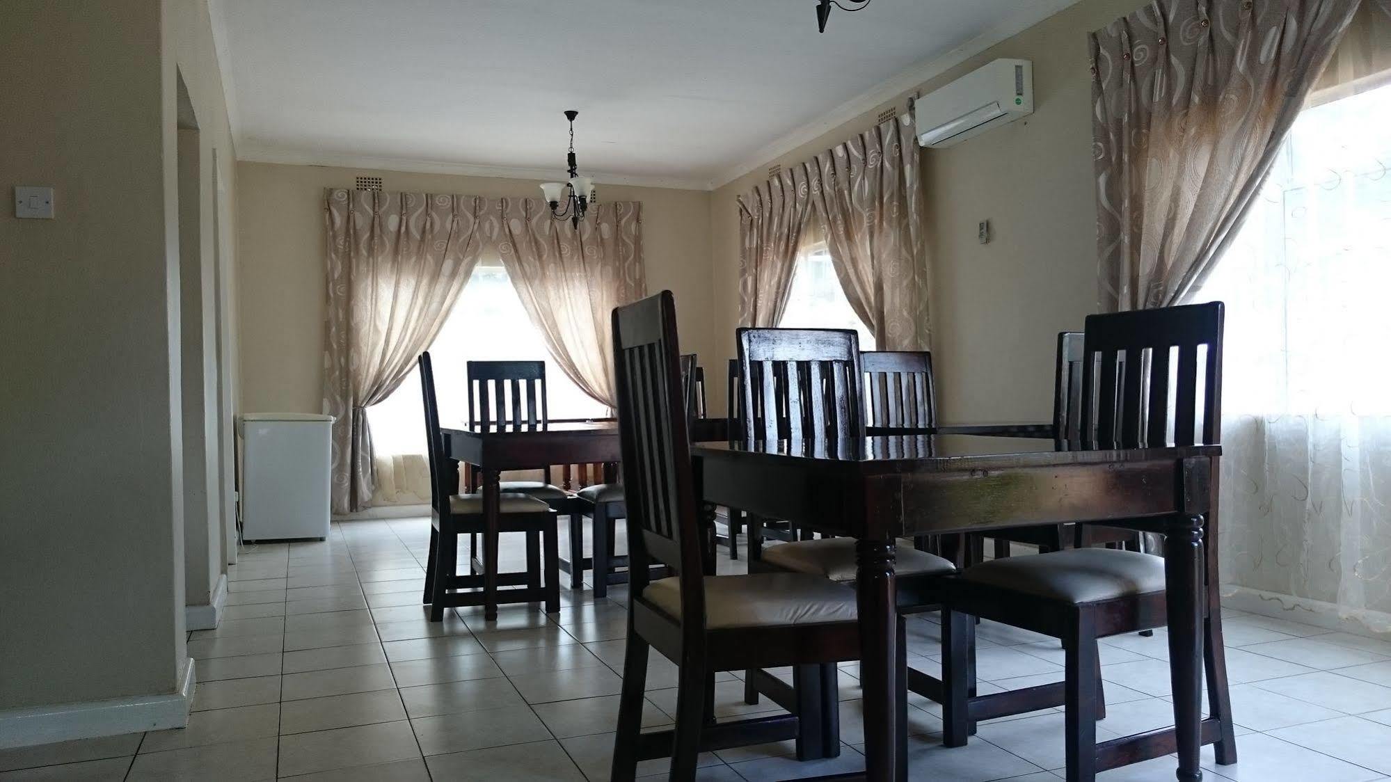 Lepatino Bed & Breakfast Livingstone Extérieur photo
