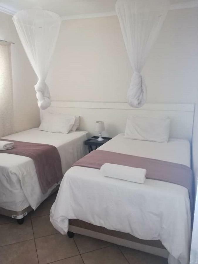 Lepatino Bed & Breakfast Livingstone Extérieur photo