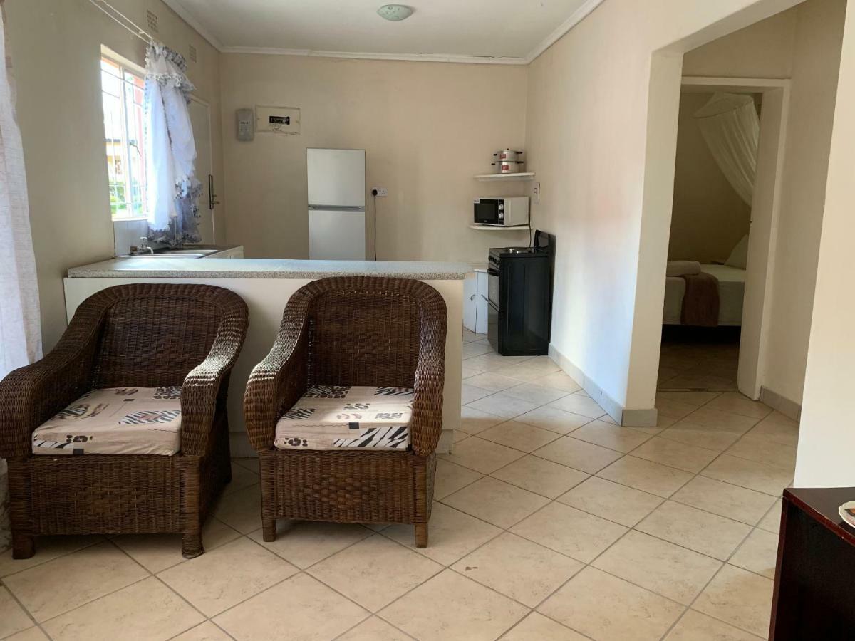 Lepatino Bed & Breakfast Livingstone Extérieur photo